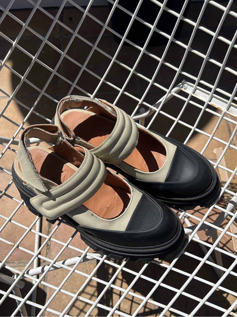 Ganni lug sole chunky Mary Jane Platform Slingback VGUC 🖤 - Picture 3 of 7